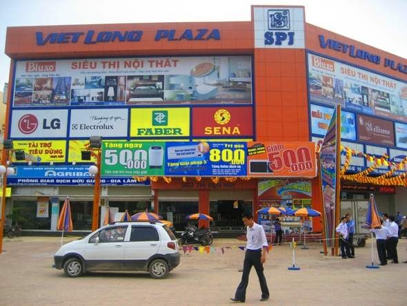 Gan Tet, hang loat sieu thi Ha Noi bat ngo “dong bang“-Hinh-6